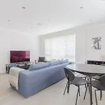 Hidden 2Bd Gem Opposite Hyde Park