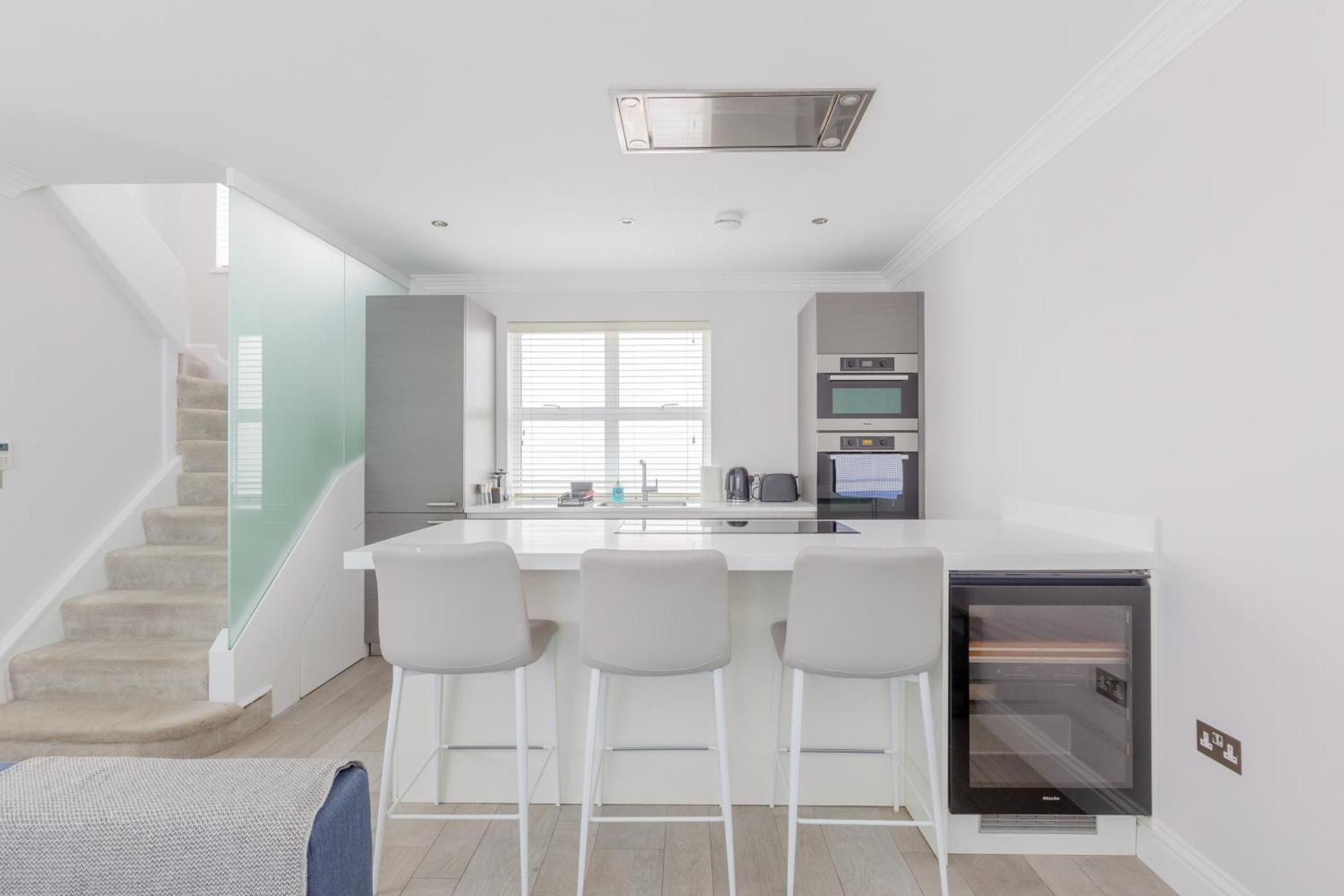 Hidden 2bd Gem Opposite Hyde Park *